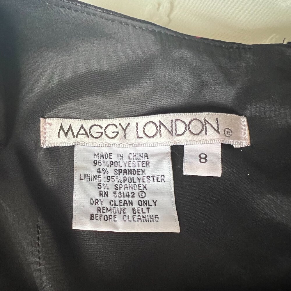 Maggy London Sleeveless Red and Black Satin Dress SIZE 8 - Picture 10 of 16